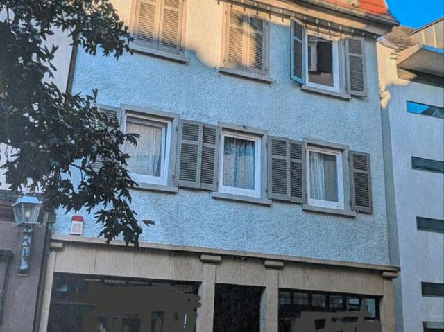 Wohn Geschäftshaus in bester Innenstadtlage von RT zu verkaufen