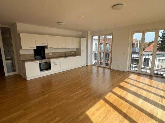 Wohn t raum: interessante 3 Zimmer Wohnung