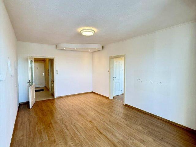 „Wohn t raum mit Weitblick – 2 Zimmer Eigentum mit Loggia in St. Pölten“