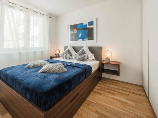 WOHN T RAUM OBERLAA: Neubau Dachgeschoss mit Charme & Komfort