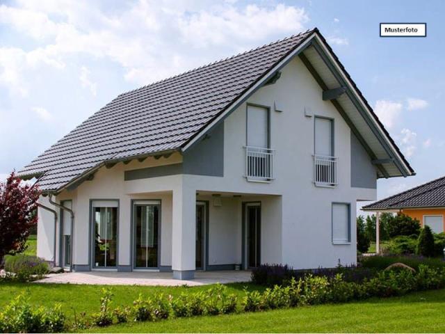 Wohn u. Geschäftsgebäude in 25850 Bondelum, Oberdorf