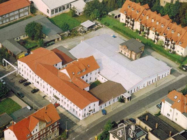 Wohn und Geschäftshaus mit 6 Geschäftseinheiten und 28 Apartments