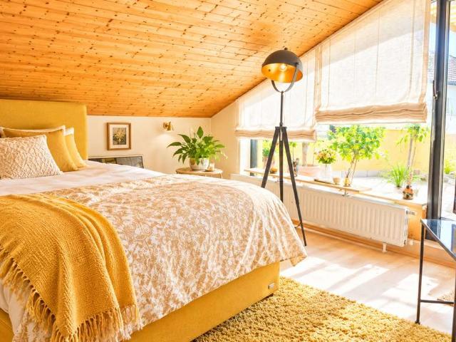 Wohn und Geschäftshaus mit verschiedenen Möglichkeiten