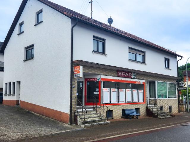 Wohn und Geschäftshaus mit CaféLadenfläche und zwei Wohneinheiten in Steinbach am Glan