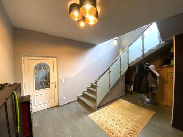 Haus for sale in 2472
