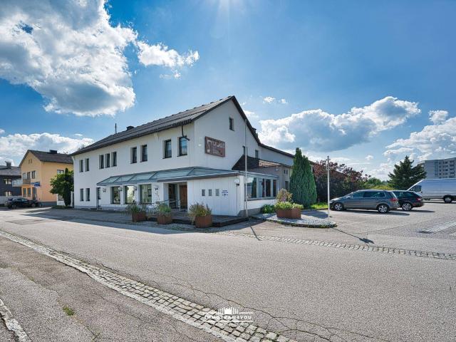Wohn und Geschäftshaus mit Potenzial Ideal für Investoren, Unternehmer und Bauträger Nutzfläche 1169 m2
