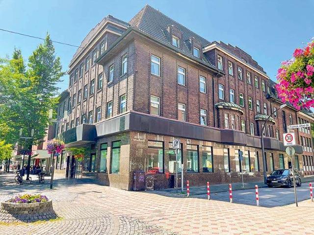 Wohn und Geschäftshaus in gewachsener Lage von Hochemmerich