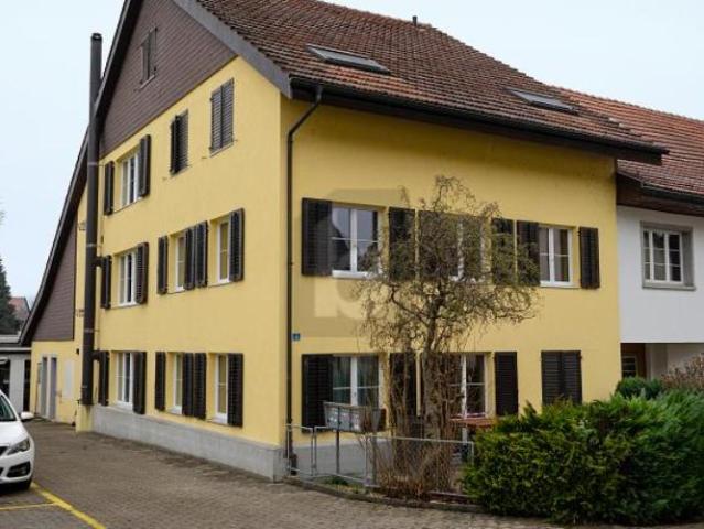 Wohngebäude 4 Zimmer