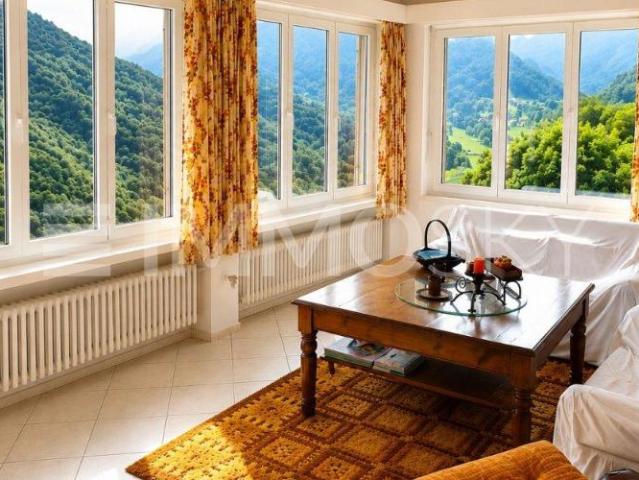 Wohngebäude 8.5 Zimmer