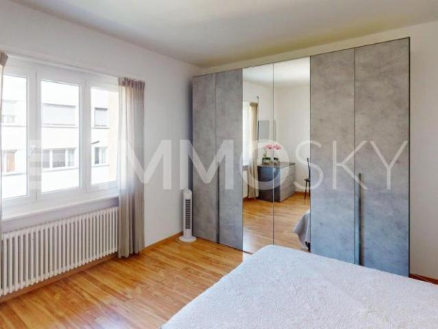 Wohngebäude 9 Zimmer
