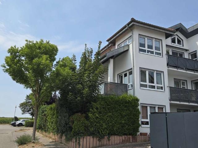 WOHNGEFÜHL MIT AUSSICHT 90m² & 2 Loggien in Fürfeld