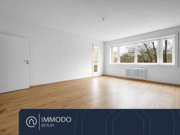 ? Wohnglück mit Blick ins Grüne renovierte 4 Zimmer Wohnung mit Süd West Balkon in ruhiger Straße