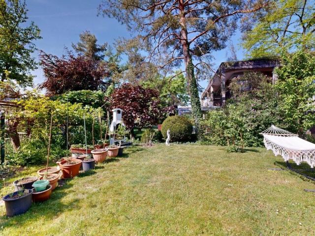 Wohnglück mit Garten und viel Charme Reiheneckhaus in Pieterlen