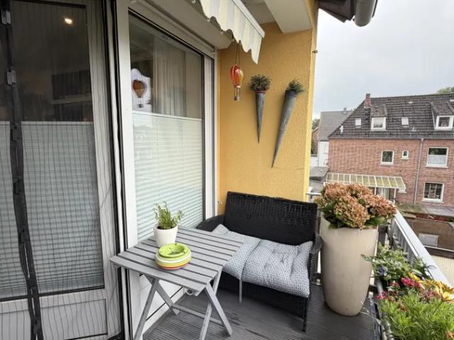 Wohnen am grünen Stadtrand von Wesel mit Balkon