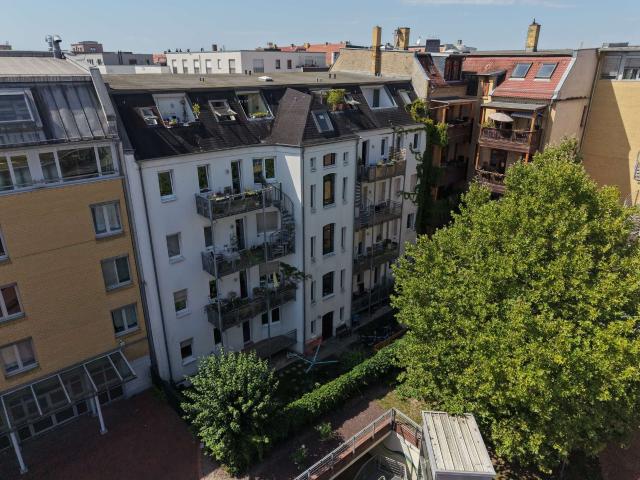 WOHNEN AM KARL HEINE KANAL / Attraktive 2 Zimmer Wohnung mit Balkon im Trendviertel Plagwitz