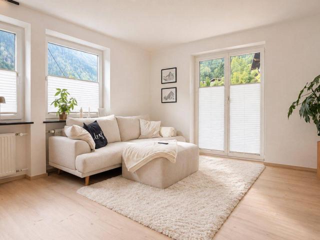 Wohnen am Hochsteg | Modernisierte 3 Zimmer Wohnung mit zwei Balkonen