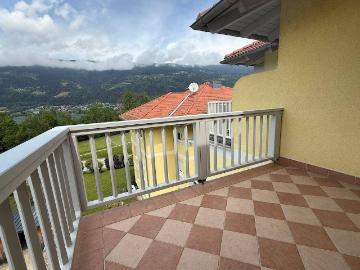 Wohnen am Ossiacher See: 3 Zimmer Wohnung mit Panorama, Seeblick & 2 Balkonen