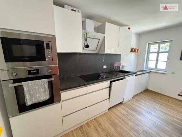 Wohnen am Markt – Schicke 3 Raum Wohnung mit Balkon
