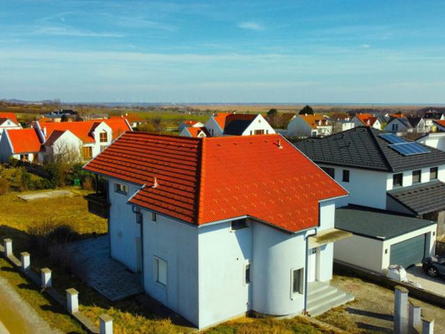 Wohnen am Neusiedler See: Perfekt für Familien mit großem 849m² Grundstück