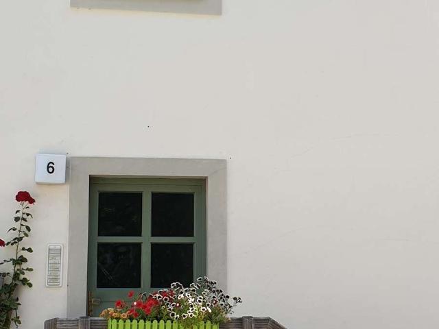 Wohnen am Schloßpark, hübsche 2 Zimmerwohnung