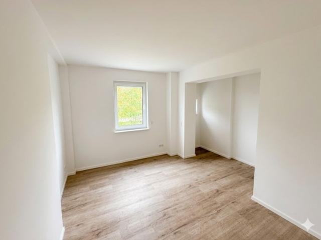 Wohnen am Stienitzsee, stilvoll saniert 73,67 qm 2 Zimmer mit 27 qm Terrasse und 25 qm Garten