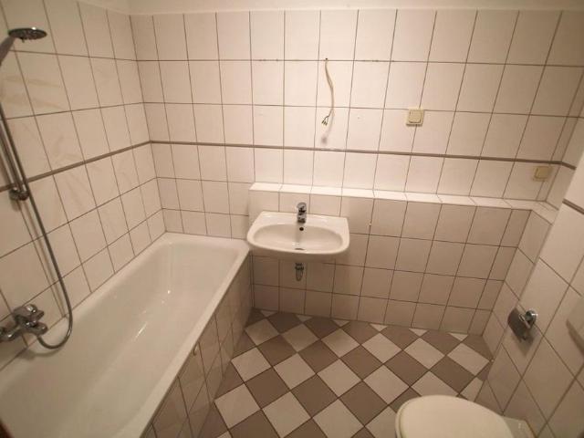 Wohnen am Reußpark Gera Wohnen im Grünen 2 Raum Wohnung mit Parkettboden!
