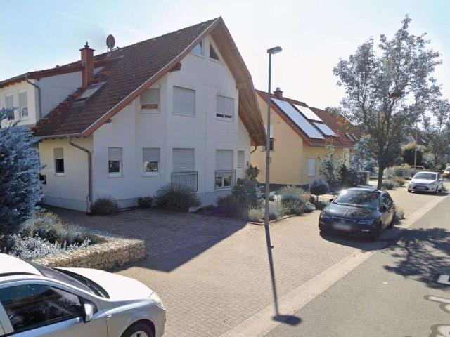 Wohnen am Rebenmeer – Doppelhaushälfte in besonderer Randlage von Edesheim