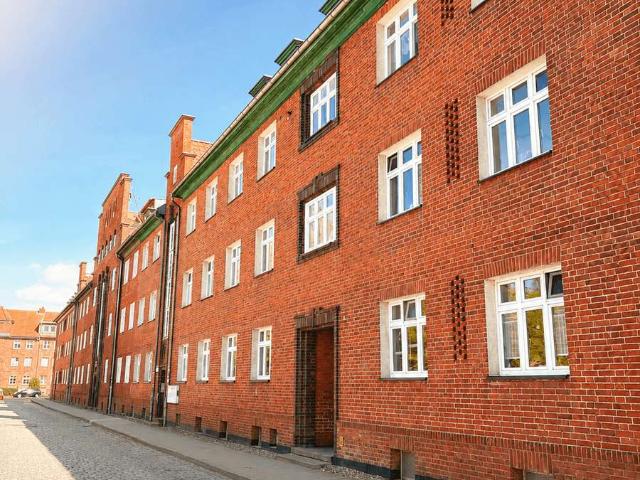 Wohnen am Wasser: Charmante 2‑Raum‑Wohnung direkt am Frankenteich