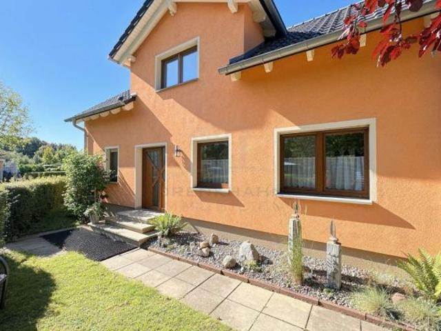 Wohnen an der Ostsee – möbliertes Einfamilienhaus zur Miete mit 4 Zimmern, Terrasse und Balkon