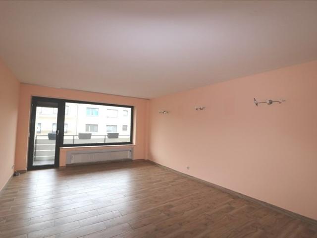 WOHNEN AN DER ALTEN FEUERWACHE * 2 ZI Whg. 1.ET mit Balkon, Stellplatz und Aufzug, Florastr