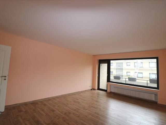 WOHNEN AN DER ALTEN FEUERWACHE * 2 ZI Whg. 1.ET mit Balkon, Stellplatz und Aufzug, Florastr