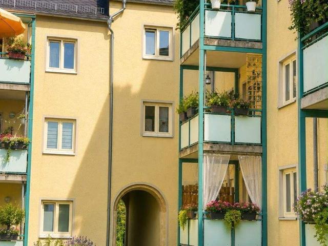 Wohnen an der HumbolthÃ¶he / im 1. OG / EBK Einbau mÃ¶gl. !
