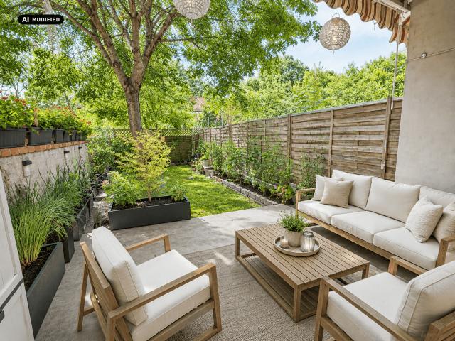 Wohnen an der Raab – elegante Maisonette mit Eigengarten, Terrasse & Balkon & Carport in ruhiger Feldbacher Lage!