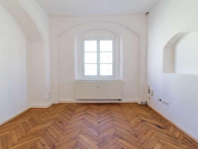 Wohnen an der Theresienstraße + Altstadt + Saniertes Baudenkmal 130 m² Wohnfläche!