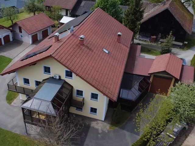 Wohnen & Arbeiten energieeffizient & flexibel. – ob als Praxis, Gewerbe, Mehrgenerationenhaus.