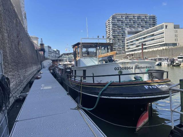 Wohnen auf dem Wasser im Herzen von Köln