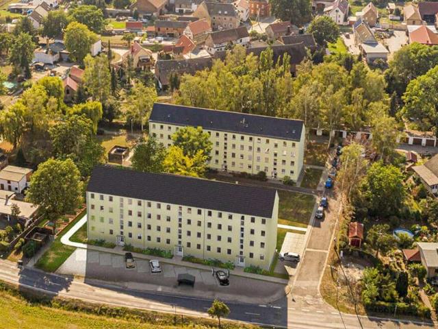 Wohnen auf dem Lande unweit von Markranstädt 4 Raumwohnung mit Dusche & Badewanne