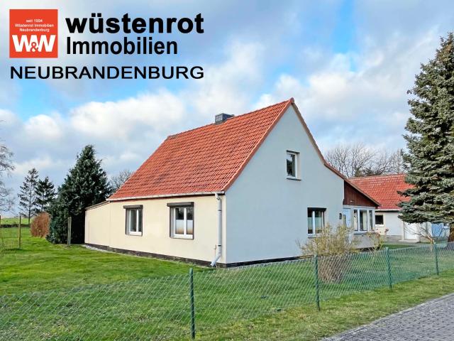 WOHNEN AUF EINEM GROSSEM GRUNDSTÜCK UND FAST AM STRAND HAUS MIT EINBAUKÜCHE +NEBENGEBÄUDE