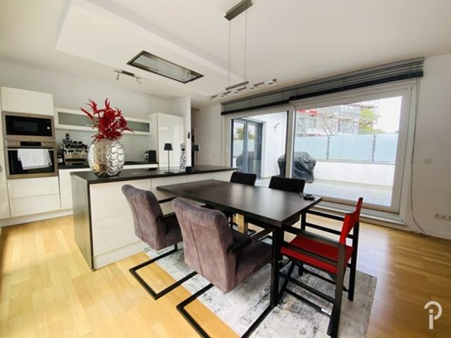 Wohnen auf einer Ebene Moderne, hochwertige 3 Zimmer Wohnung mit Bungalow Charakter