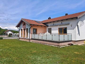 ☀️ Wohnen auf einer Ebene: Gepflegter Bungalow mit sonnigem Garten, Garage & Vollkeller
