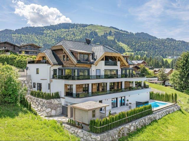 Wohnen auf höchstem Niveau – Traumvilla mit Blick ins Kaisergebirge
