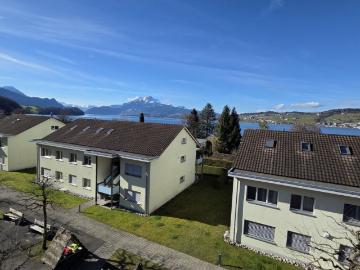 Greppen, Kanton Luzern - Balkon, Aufzug