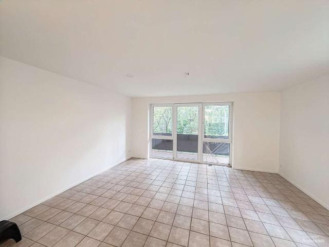 Wohnen auf zwei Ebenen: 4 Zimmer Maisonette mit Balkon