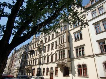 Wohnen auf zwei Etagen mit Balkon!