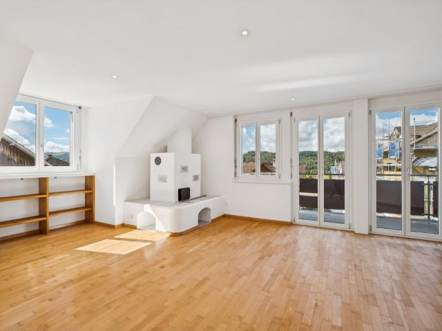 Wohnen auf zwei Etagen: Helle Maisonette im Dorfzentrum