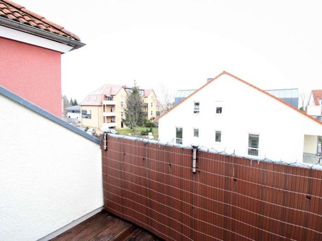 Wohnen auf zwei Etagen – 4 Zimmer Traumwohnung mit Balkon und Stellplatz