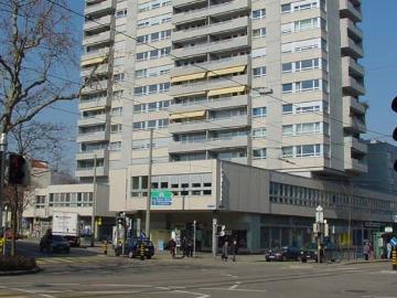 Wohnen im beliebten Iselin Quartier