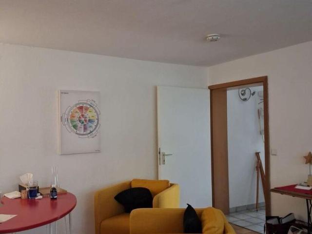 Wohnen im Goldstück mit Ateliercharakter
