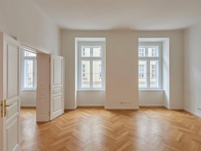 Wohnen im Gründerzeitjuwel Nähe Votivpark wunderschön sanierte 5 Zimmer Altbauwohnung