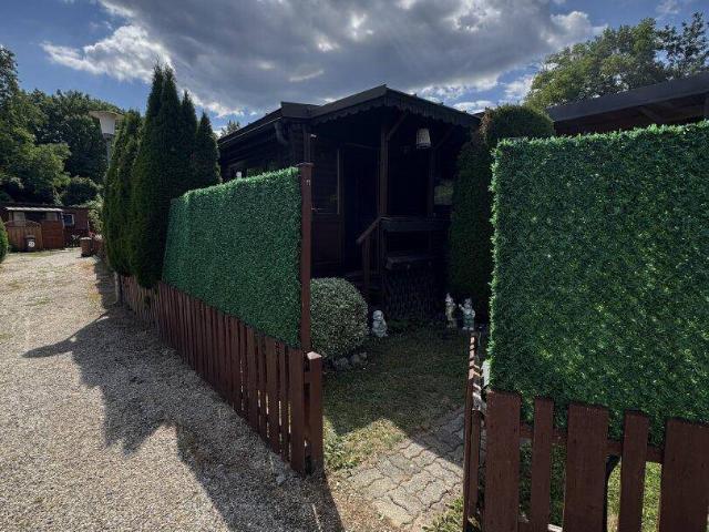 Wohnen im Grünen nahe Wien – Gartenhaus mit Hauptwohnsitz